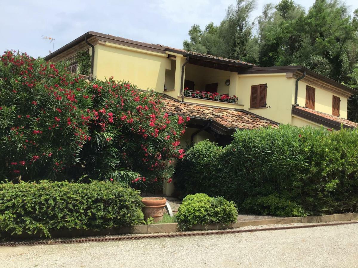 Residence Baia Vallugola Castel di Mezzo Kültér fotó